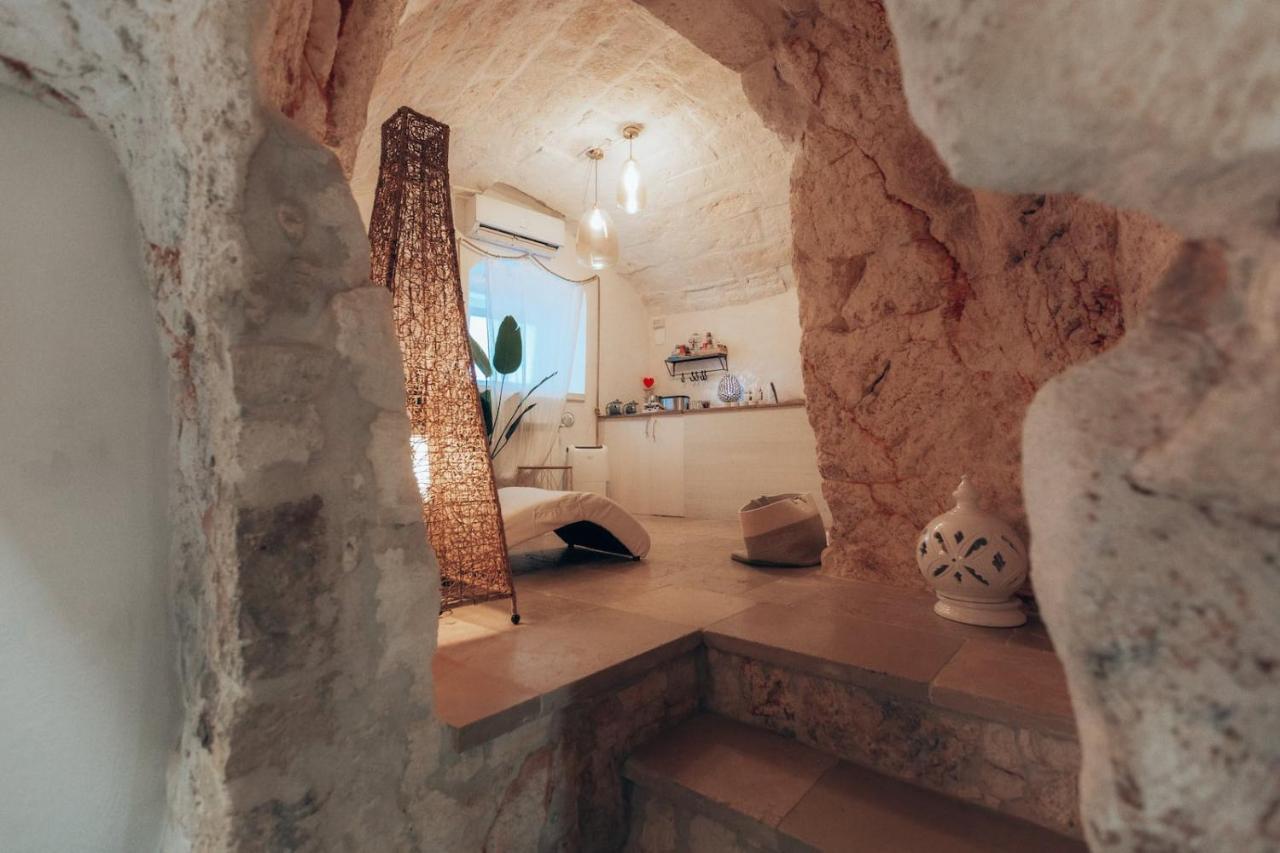 Grotta Carlotta Bed & Breakfast Ostuni Exterior photo