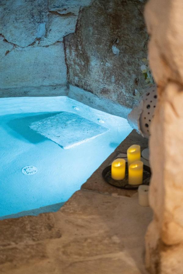 Grotta Carlotta Bed & Breakfast Ostuni Exterior photo